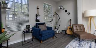 Chatham Square Gallery 19