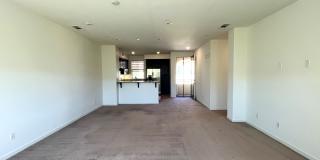 2 bed, 2.5 bath located in Corona, CA! Gallery 13