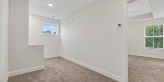 4 Bedroom Pet Friendly Home For Rent with Club House, Comm. Pool, & Comm Gym Access! Gallery 26