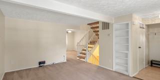 7973 TYSON OAKS Circle Gallery 9