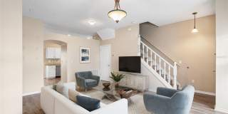 TAMPA TOWNHOME IN GATED COMMUNITY! Gallery 3