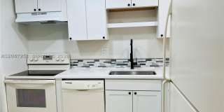 8025 Colony Cir S Gallery 1