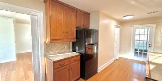 1216 Eastwood Avenue Gallery 17