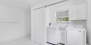 810 SW 14th Ct Gallery 20