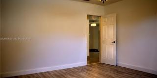 301 SW 5TH ST Gallery 38