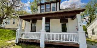 614 W Monroe Gallery 1