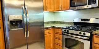 Stunning 2 Bed 2 Bath Penthouse Condo in Los Altos.  Great Schools and Location! Gallery 7