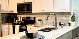 1643 NE 55th Street Gallery 7