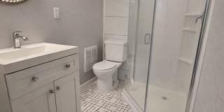 2327  S. Croskey Street Gallery 11