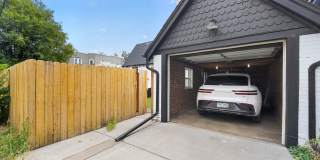Spacious 4BR House in Denver Gallery 27