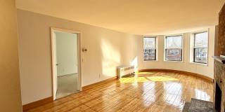 482 Beacon St Gallery 3