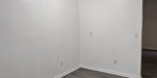 702 N 70th St Gallery 9