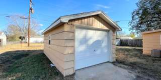 Two Bedroom Home with Detached Garage Gallery 19