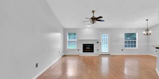 Welcome to this charming 3 bedroom, 2 bathroom home located in Jacksonville, FL Welcome to this charming 3 bedroom, 2 bathroom home located in Jacksonville, FL Gallery 11