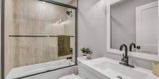 2130 W 42nd Street Gallery 32