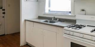 3925-33 N Keeler Gallery 13