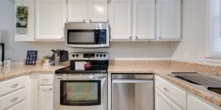 3302 Comstock Road Gallery 6