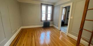 Spacious 1-Bedroom Apartment Across from Washington Park Gallery 8