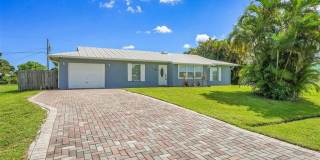 709 SW Dorchester St Gallery 1