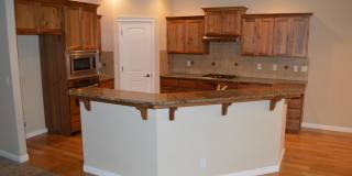 4bed, 3bath, 2,454sq.ft. hom in Kuna Gallery 4