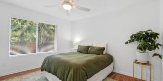 Beautifully Updated 5BR Home with Designer Kitchen, Main-Level Suite & Private Backyard Oasis Near Progress Ridge Gallery 26