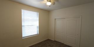 $500 off 1st months Rent!_3-Bedroom Summit Park Condo with Fireplace, Balcony & Covered Parking Gallery 23