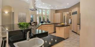 Gorgeous Monte Sereno Estate on Spacious Private Lot Gorgeous Monte Sereno Estate on Spacious Private Lot Gallery 9