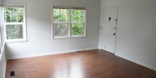 RENOVATED BALLARD 3 BED, 2 BATH DUPLEX UNIT FOR RENT CLOSE TO ALL Gallery 4