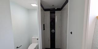 2953 MILES Avenue Gallery 17