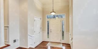 22092 AVONWORTH Square Gallery 13