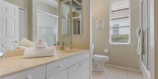 5323 SW 28th Place Gallery 22