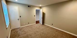 Spacious 2 Bedroom, 2 Bathroom Condominium with City Views Gallery 8