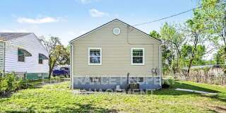 4629 Queens Avenue Gallery 19