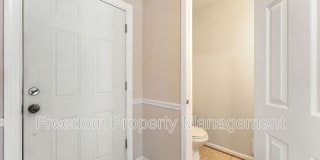 726 Pine Tree Ct. Gallery 2