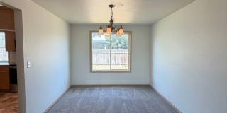 Spacious 4 Bedroom, 2.5 Bath w/3 Car Garage! Spacious 4 Bedroom, 2.5 Bath w/3 Car Garage! Gallery 6