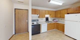 908 Douglas Gallery 8