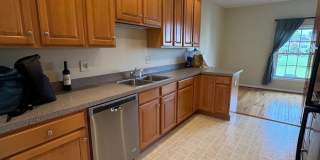 Taylor Spring Townhouse With Garage and Basement Gallery 7