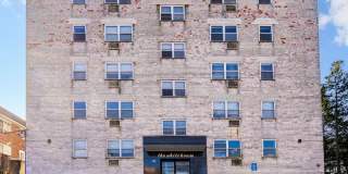 White House Apartments Gallery 17