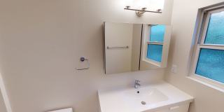Beautifully Remodeled One Bed One Bath Unit in Coronado! Gallery 5