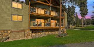 Winter rental 5-6 month lease! Hot tub! Walk to town! Garage parking! Gallery 1
