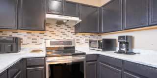 Beautiful townhome on Snow Bowl for Rent! Gallery 9