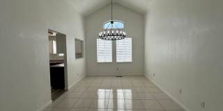 Spacious 3 Bedroom, 2.5 Bath 2 Car Garage Gallery 3
