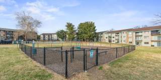 2Br/ 1Ba - Beautifully renovated first-floor walkout condo in water privileged community available now! Gallery 28