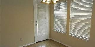 Three Bedroom in Mustang School District on One Acre. Three Bedroom in Mustang School District on One Acre. Gallery 8