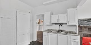 $1550 4 bedroom Gallery 10