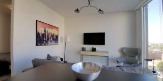 157 W Division St Gallery 11