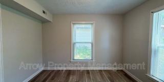 5121 Pioneers Boulevard Gallery 18