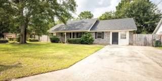 950 Wedgewood Way Gallery 1