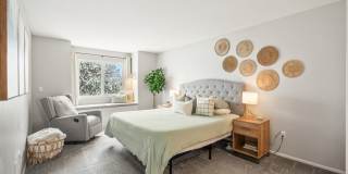Spacious 3 Bedroom Townhouse-Style Condo Near Buckley SFB Gallery 23