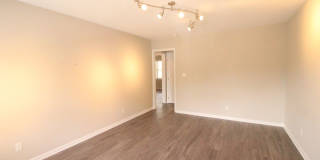 Adorable 2 Bedroom, 1 Bath in West Raleigh near Cary Crossroads - Pet Friendly! Adorable 2 Bedroom, 1 Bath in West Raleigh near Cary Crossroads - Pet Friendly! Gallery 1